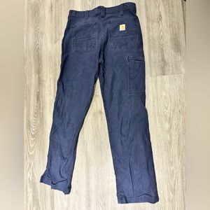 Navy carhartt pants (32x32)